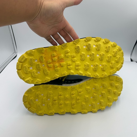 Adidas Pharrell Williams NMD Hu Inspiration Pack Sky Blue Size 10 EE7581 - Picture 5 of 6